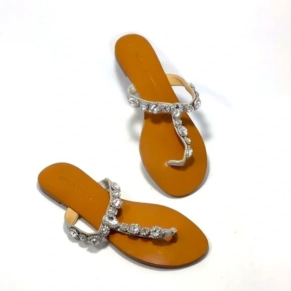 NWT Badgley Mischka Silver Crystal Jeweled Flat Sandals Size 8M - Picture 7 of 13